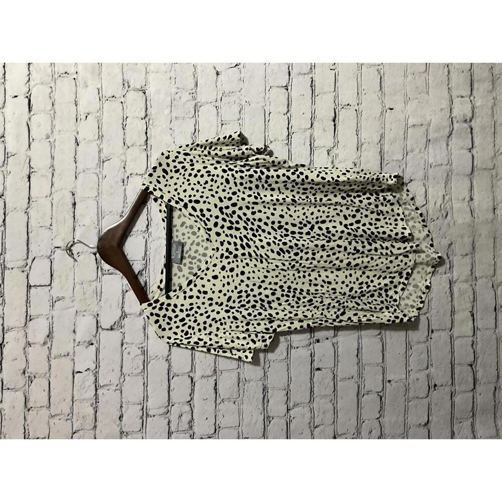 K. Jordan Women's Casual Short Sleeve V-Neck Shirt with Black‎ Spots